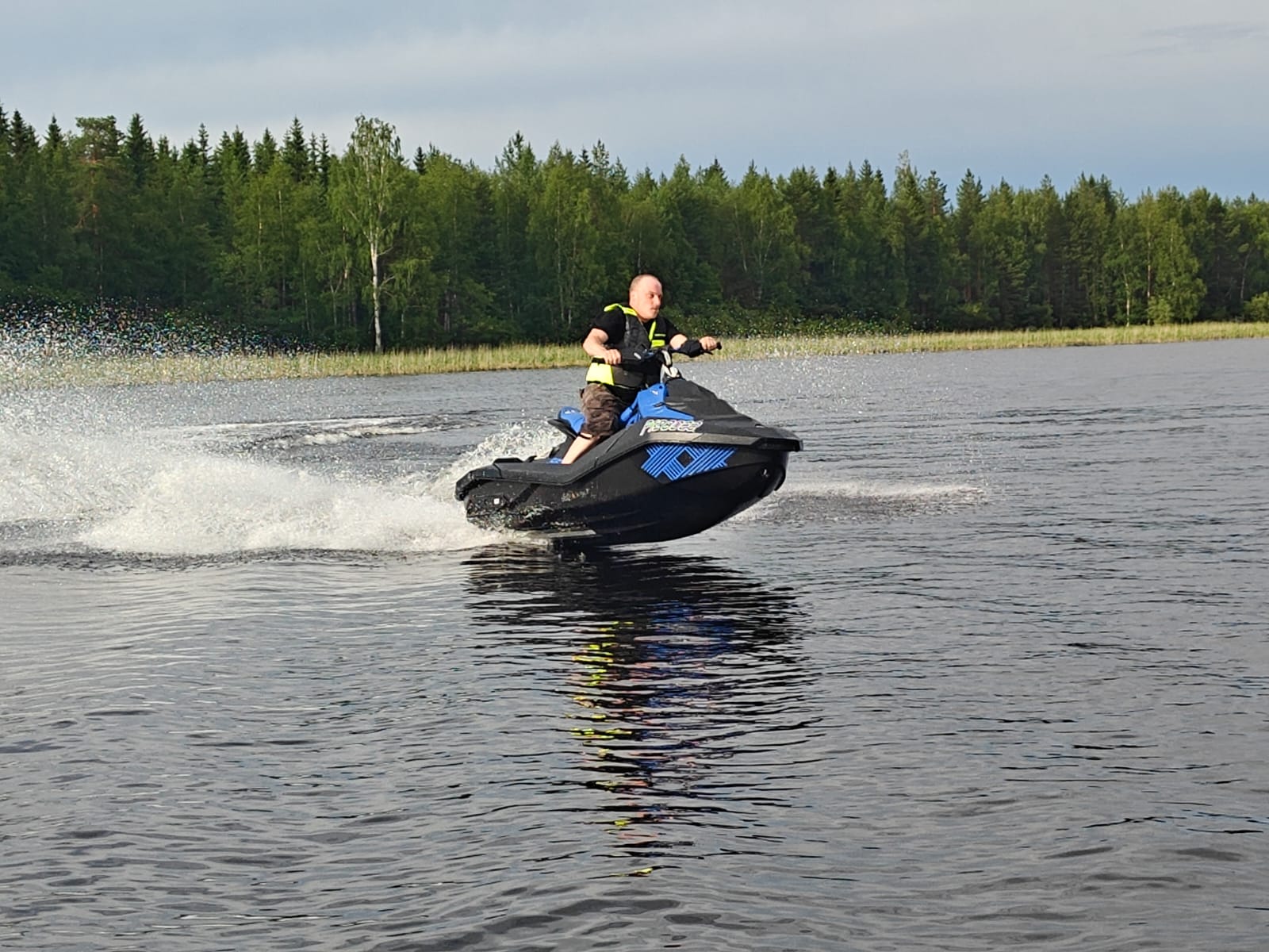 Vesijetti VIIKONLOPUKSI Sea Doo Spark Trixx 2UP 2023 P138022 - Image 4